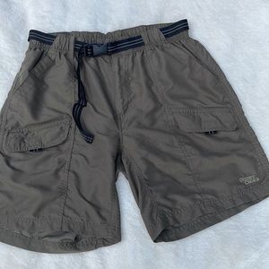 Guides Choice belted shorts with buckle